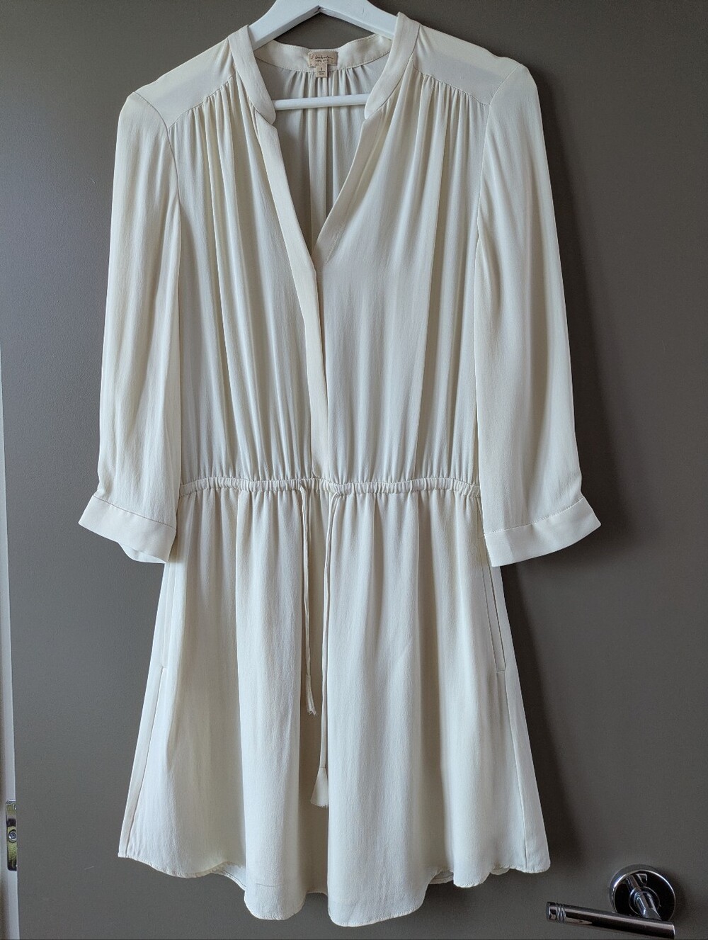 Aritzia 100% Silk Babaton Bennett Mini Dress Tunic Pockets Off White Cream Small